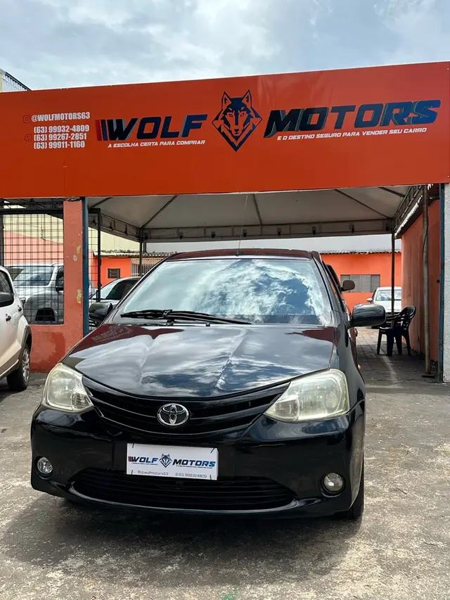 Carro Toyota Etios 2013 XS 1.3 (Flex)