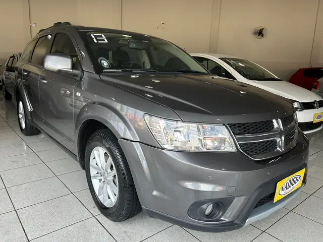 Carro Dodge Journey 2013 SXT 3.6 (aut)
