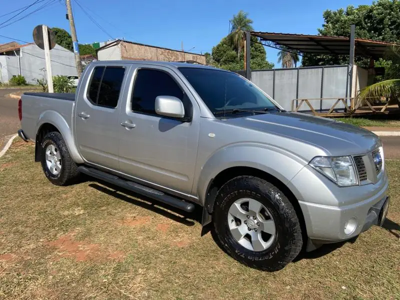 Nissan Frontier XE 4x2 2.5 16V (cab. dupla)