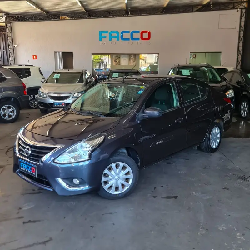 Nissan Versa V-Drive 1.0 Drive (flex)