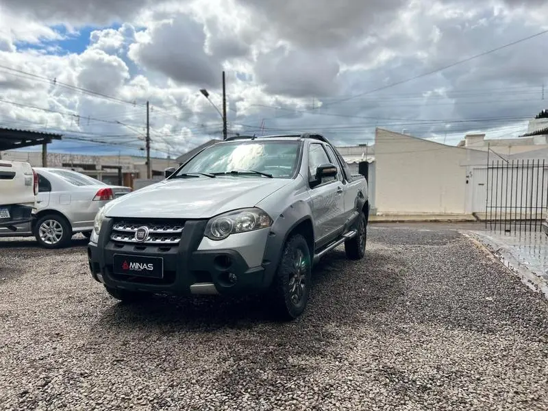 Fiat Strada Fire 1.4 (Flex)