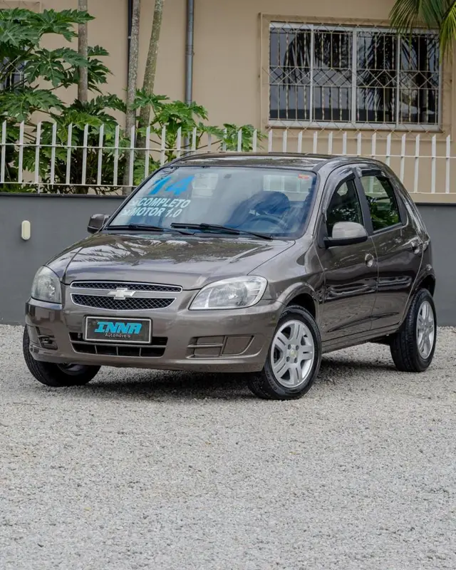 Carro Chevrolet Celta 2014 LT 1.0 (Flex)