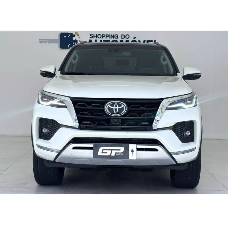 Toyota SRX 2.8 turbodiesel 5L 4x4 (Aut)
