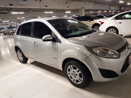Fiesta Hatch SE Rocam 1.6 (Flex)