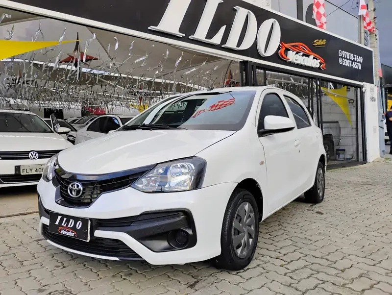 Toyota Etios X 1.3 (Flex)