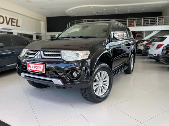Carro Mitsubishi Pajero Dakar 2016 3.2 HPE 4WD (Aut)