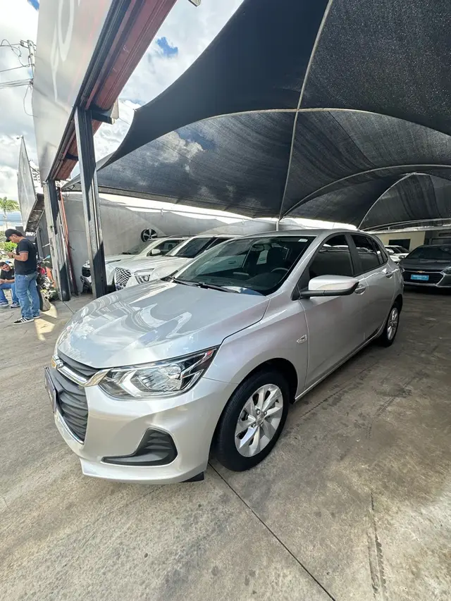 Carro Chevrolet Onix 2021 LT 1.0 (Flex)