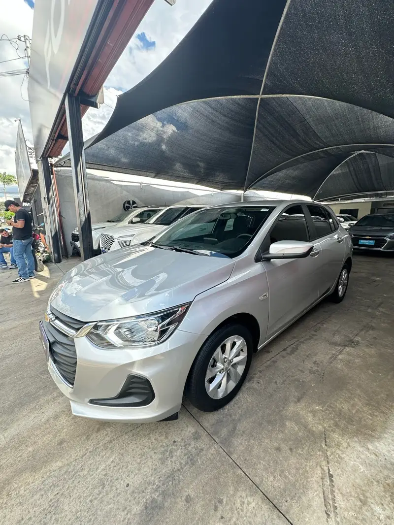Chevrolet Onix LT 1.0 (Flex)