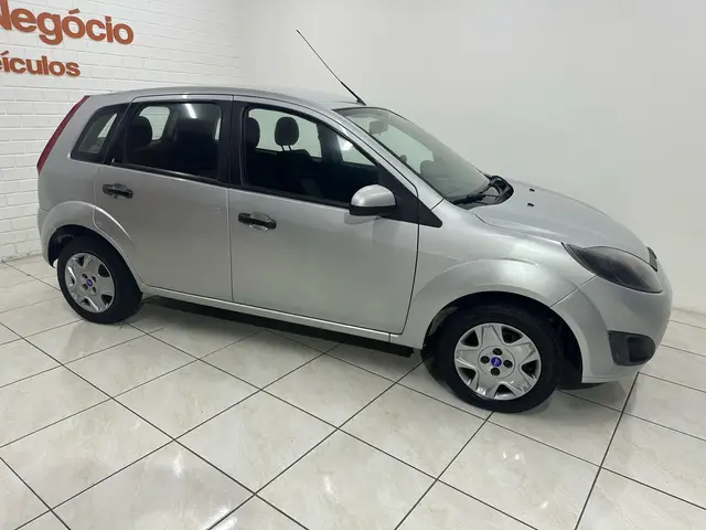 Carro Ford Fiesta Hatch 2012 1.6 (Flex)