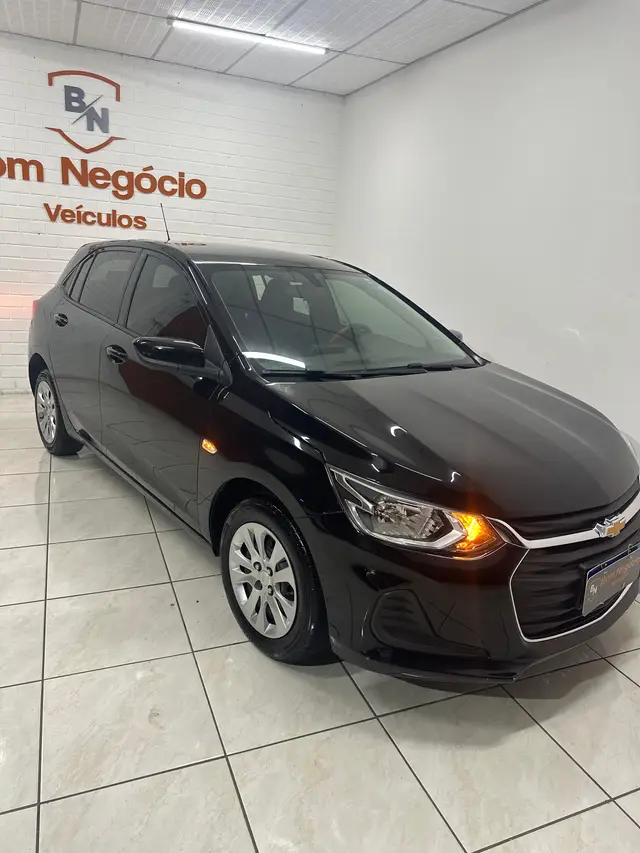 Carro Chevrolet Onix 2020 LT 1.0 (Flex)