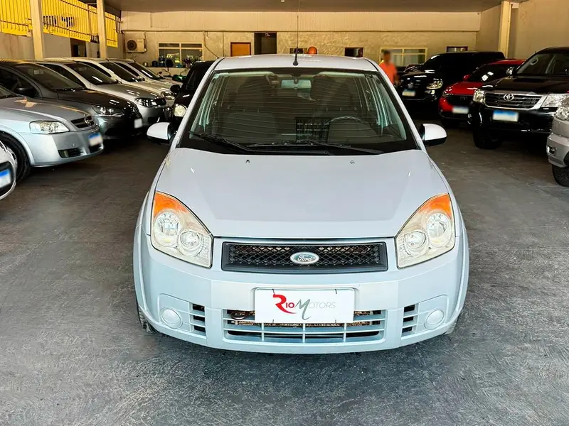Ford Fiesta Hatch 1.6 (Flex)