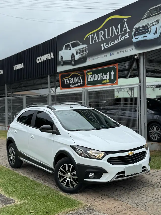 Carro Chevrolet Onix 2018 1.4 Activ SPE/4 (Aut)