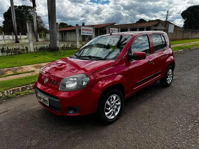 Fiat Uno Attractive 1.4 8V (Flex) 4p