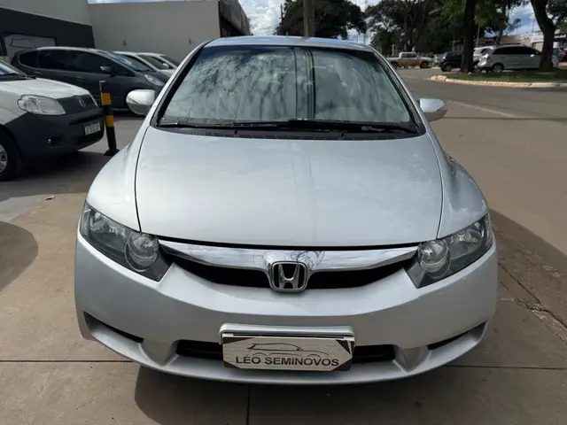 Carro Honda Civic 2011 New  LXL 1.8 i-VTEC (Couro) (Flex)