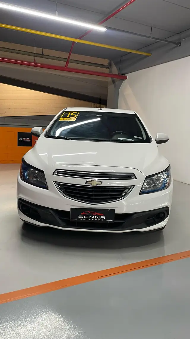 Carro Chevrolet Prisma 2015 1.4 LT SPE/4 (Aut)