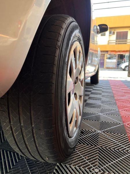 Fiesta Hatch 1.6 (Flex)