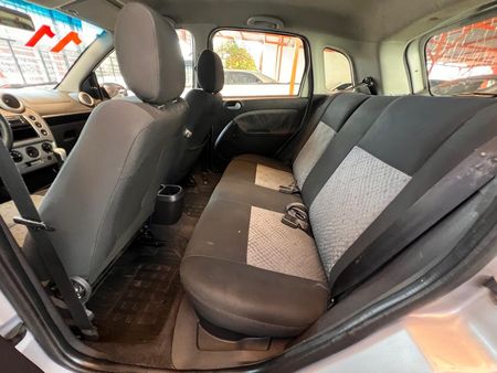 Fiesta Hatch 1.6 (Flex)