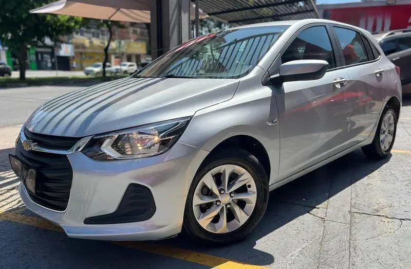 Chevrolet Onix Plus LT 1.0