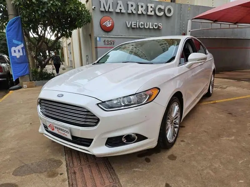 Ford Fusion 2.0 EcoBoost Titanium FWD (Aut)