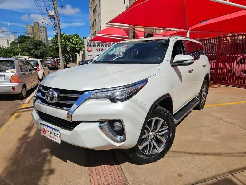 Toyota 2.8 TDI SRX 5L 4x4 (Aut)