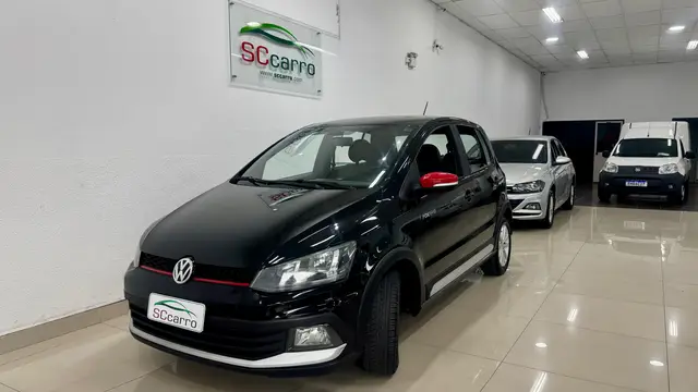 Carro Volkswagen Fox 2016 1.6 16v MSI Pepper (Flex)