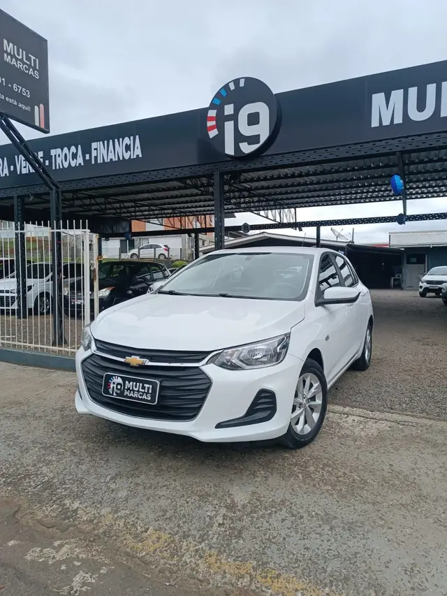 Carro Chevrolet Onix 2023 LT 1.0