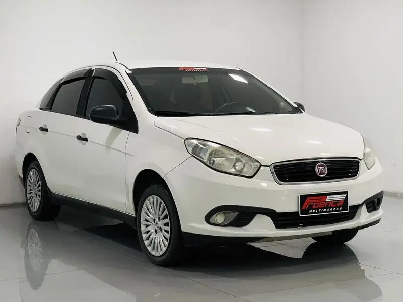 Fiat Grand Siena Essence 1.6 16V (Flex)
