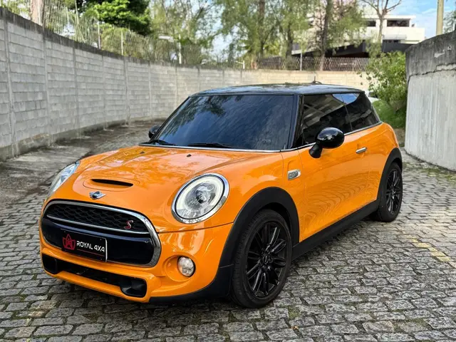 Carro MINI Cooper 2016 2.0 S Exclusive (Aut) 2p