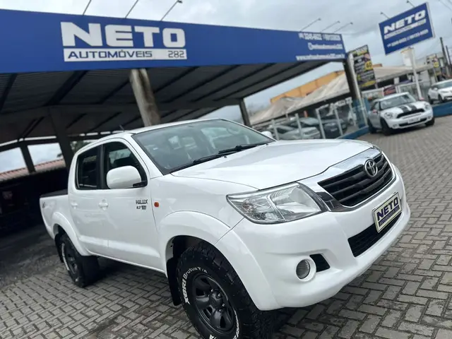 Carro Toyota Hilux Cabine Dupla 2015 Hilux 2.7 4x4 CD STD (Flex)
