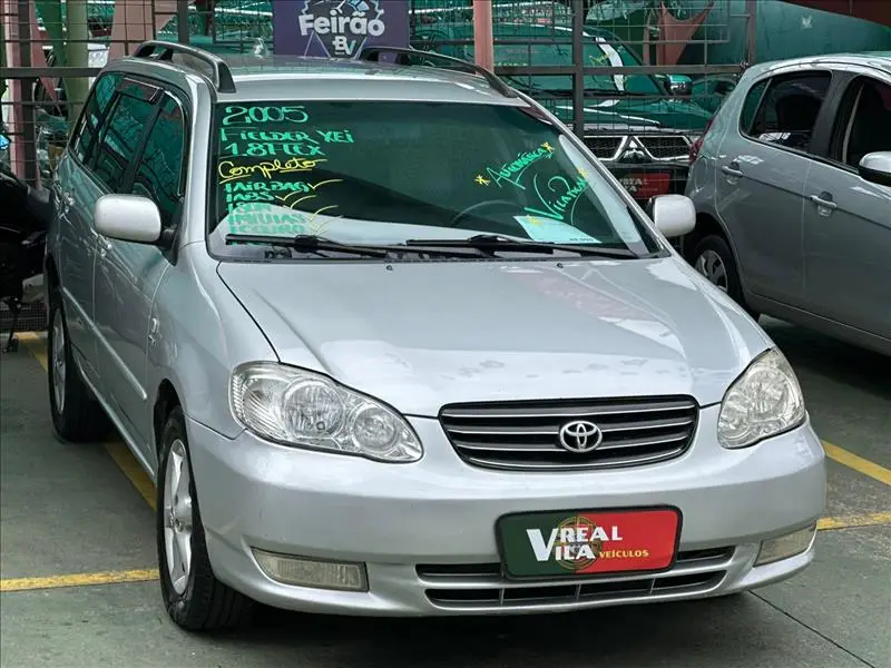 Toyota Corolla Fielder 1.8 16V (aut)
