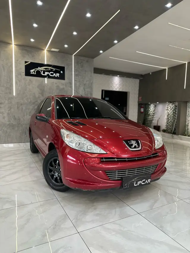 Carro Peugeot 207 2013 Hatch XR 1.4 8V (flex) 2p