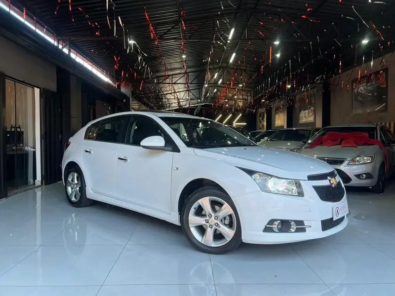 Chevrolet Cruze HB Sport LTZ 1.8 16V FlexP. 5p Mec