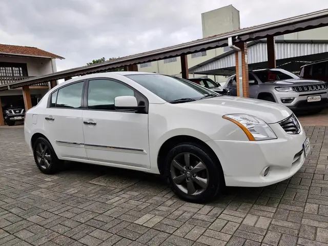 Carro Nissan Sentra 2012 S 2.0/ 2.0 Flex Fuel 16V Mec.
