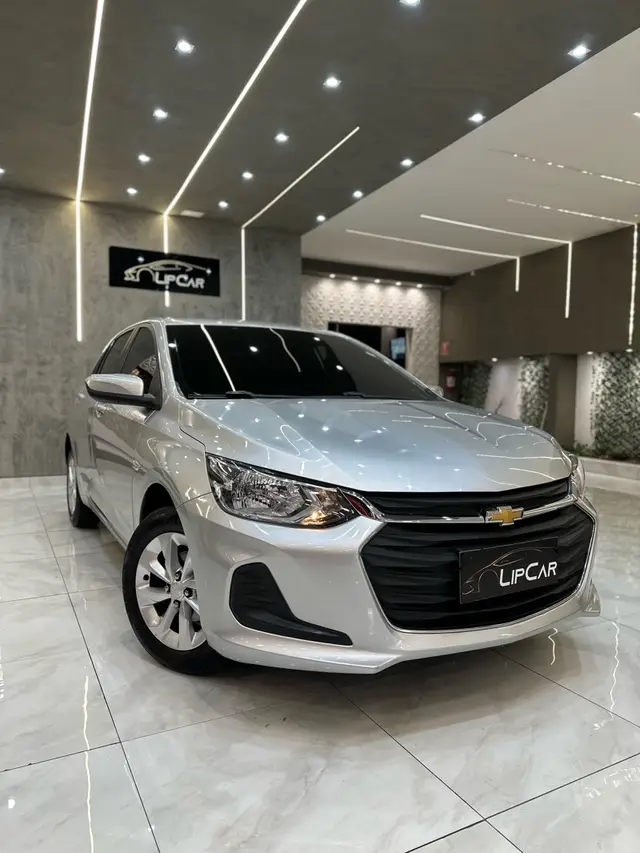 Carro Chevrolet Onix 2022 LT 1.0