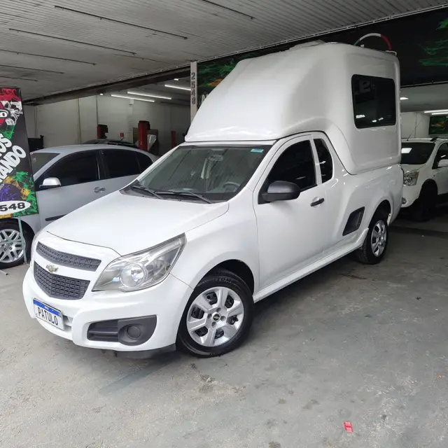 Carro Chevrolet Montana 2018 LS 1.4 (Flex)