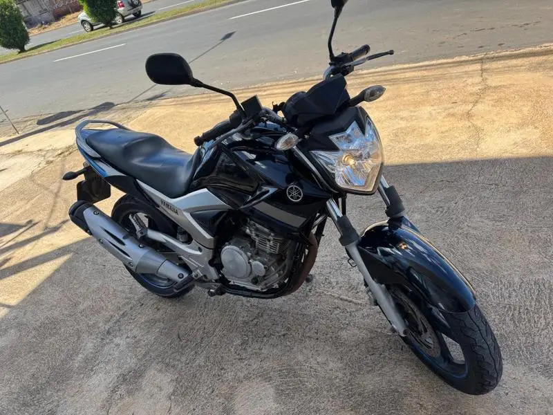 Yamaha YS 250 Fazer Blueflex