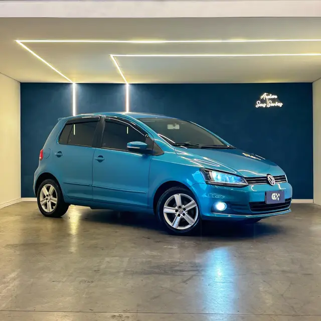 Carro Volkswagen Fox 2015 Comfortline 1.6 MSI (Flex)