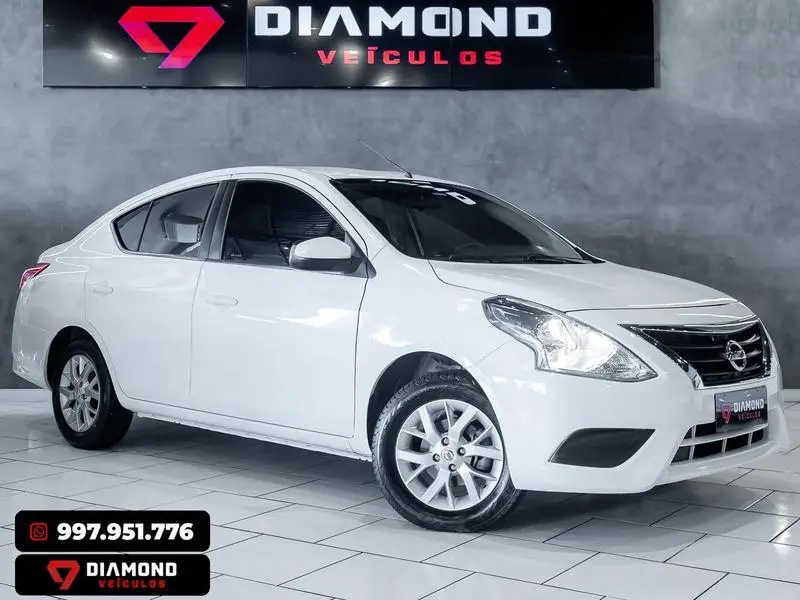 Nissan Versa 1.6 16V SV FlexStart CVT (Flex)