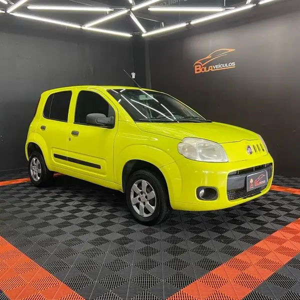 Carro Fiat Uno 2011 Vivace 1.0 8V (Flex) 2p