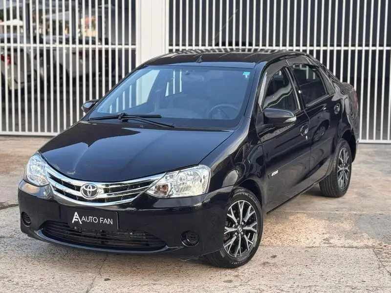 Toyota Etios XLS 1.5 (Flex)