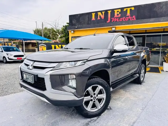 Carro Mitsubishi L200 Triton Sport 2022 HPE 2.4 DID-H 4x4 (Aut)