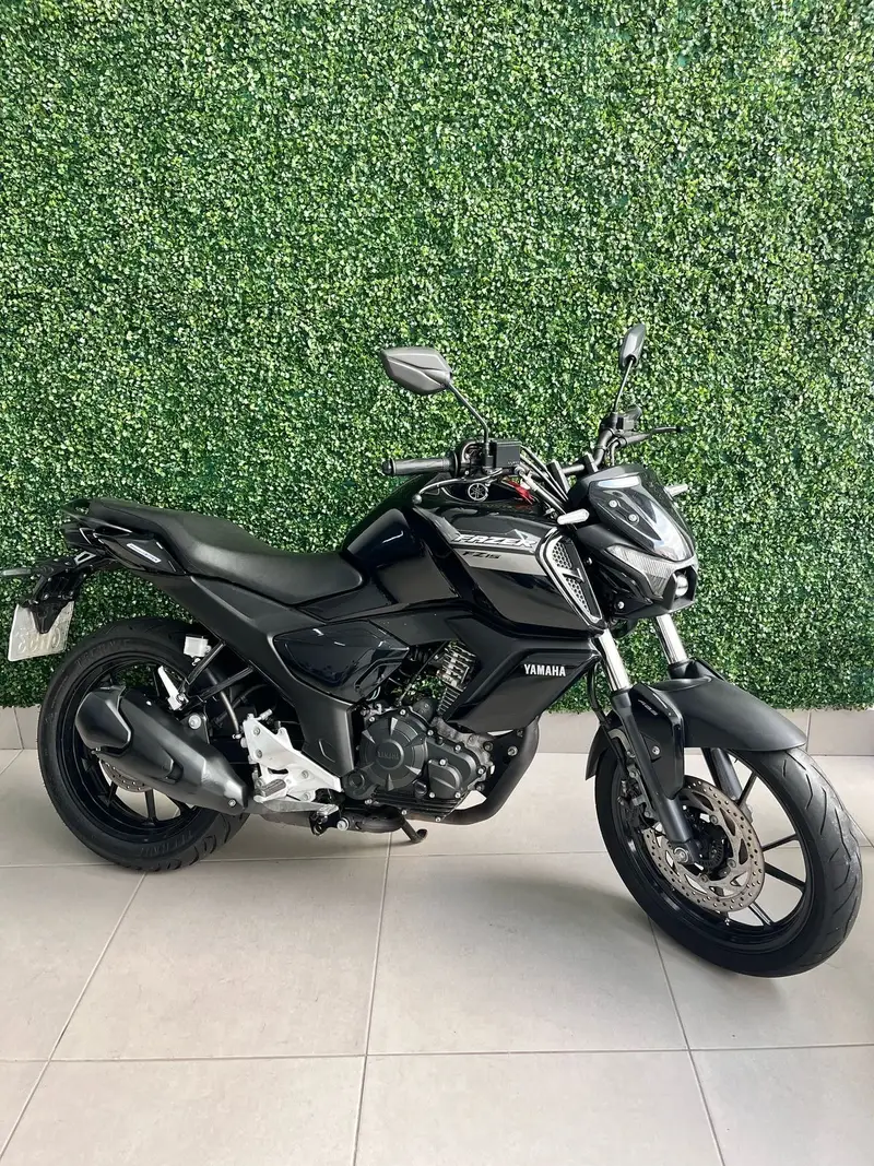 Yamaha Fazer FZ15 ABS