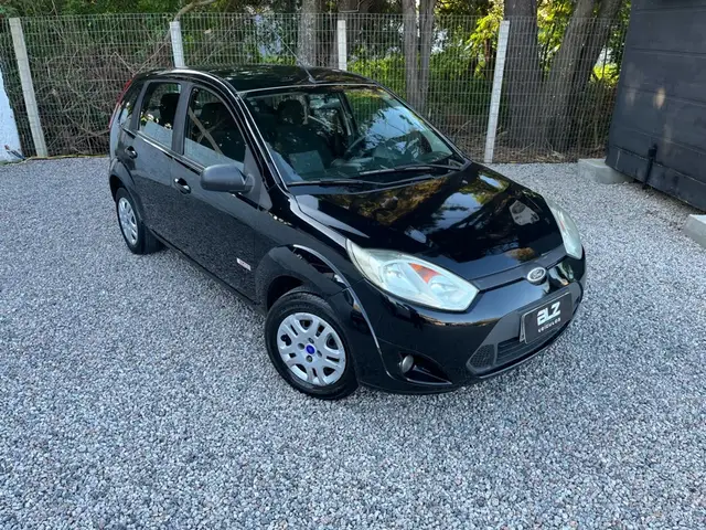 Carro Ford Fiesta Hatch 2013 SE Rocam 1.6 (Flex)