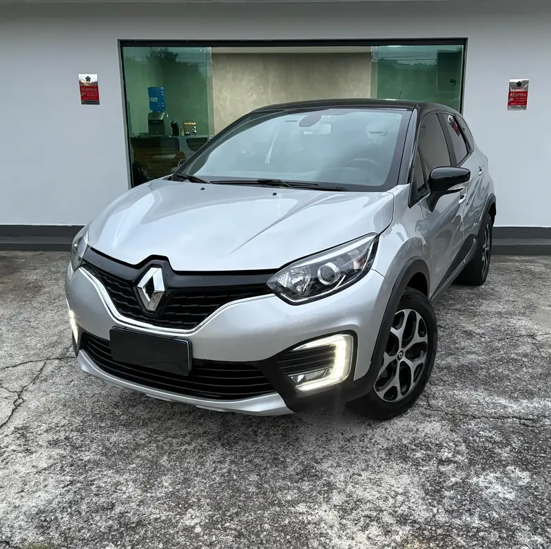 Renault Captur Intense 1.6 16v SCe CVT (Flex)