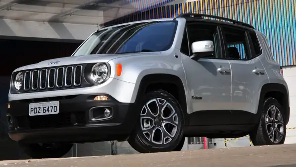 SUV tinha versão 1.8 com câmbio manual mais barata que um Fiat Mobi