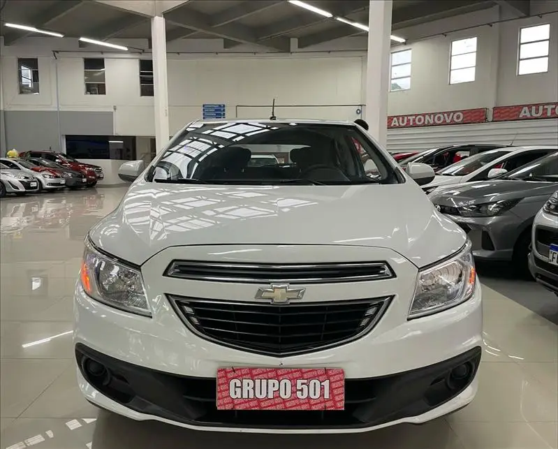 Chevrolet Onix 1.0 LT SPE/4