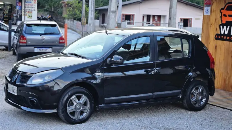 Renault Sandero Expression 1.6 8V (flex)
