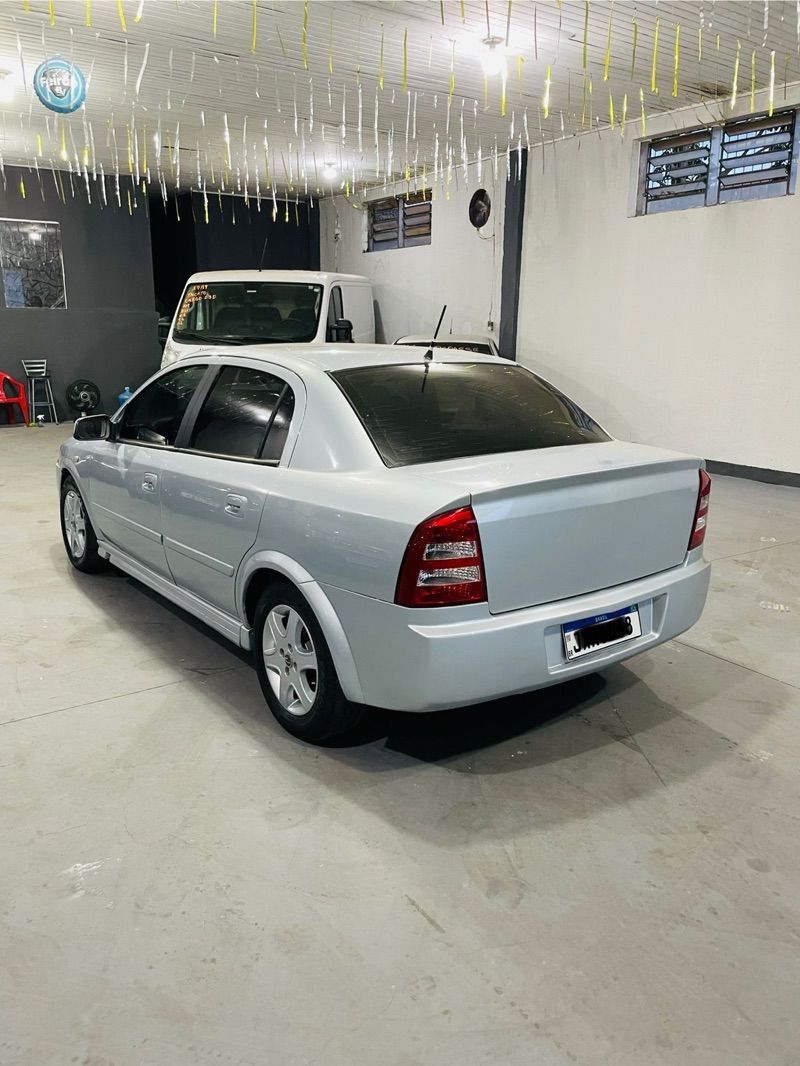 Chevrolet Astra Sedan