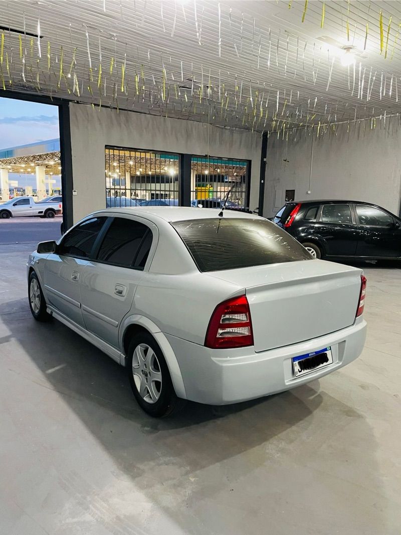 Chevrolet Astra Sedan