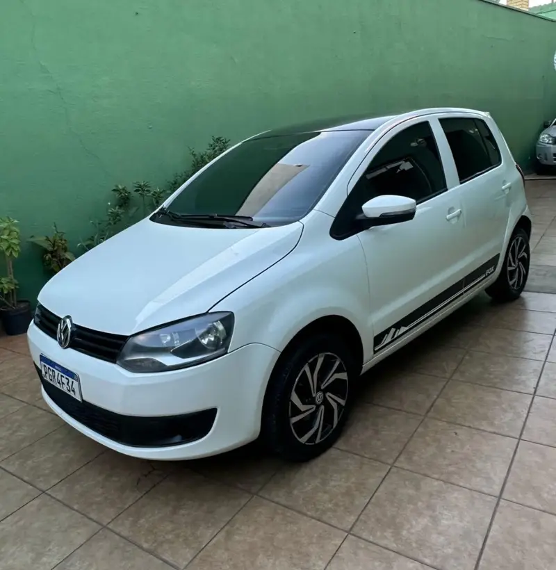 Volkswagen Fox 1.0 TEC BlueMotion (Flex) 4p